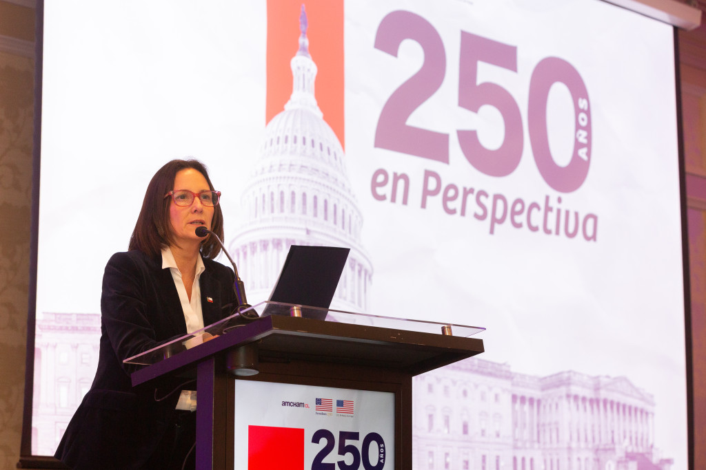Intervención de la Subsecretaria de Relaciones Económicas Internacionales en el cóctel del ciclo 250 Años en Perspectiva